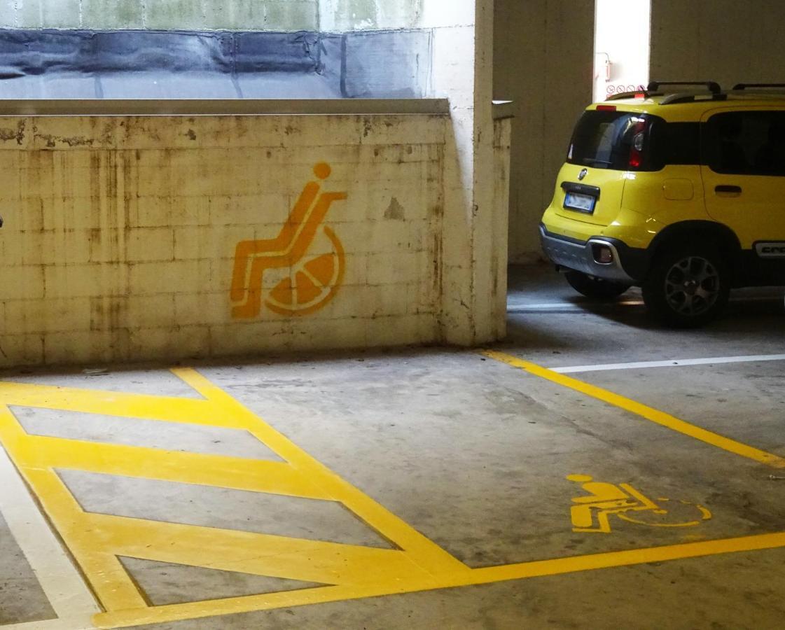 Benzi Appartamenti Côme Esterno foto